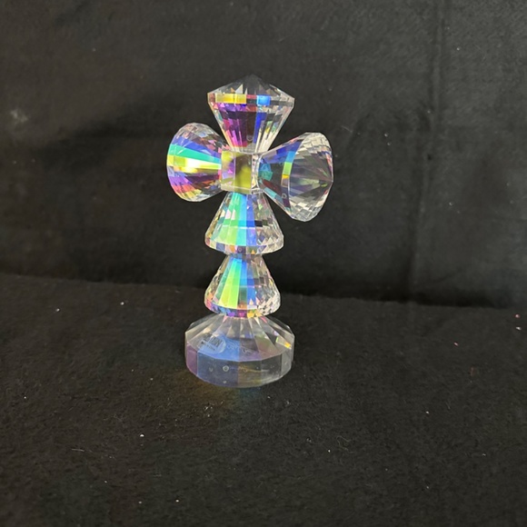 Oleg Cassini crystal cross, Prism - Picture 5 of 10